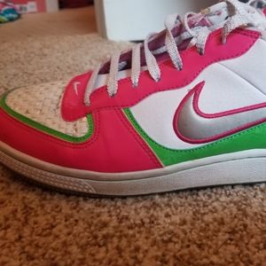 VINTAGE NEW nike swoosh shoes